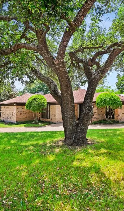 17415 Oakington Court, Dallas TX 75252