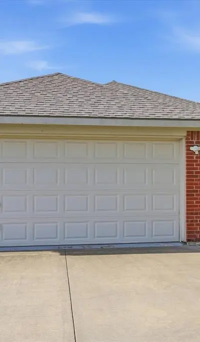 115 Loda Court, Grand Prairie TX 75050 - Photo 4