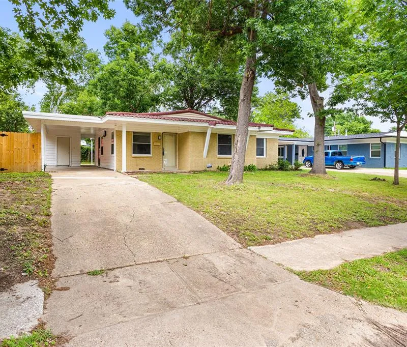 1513 Park Place, Irving TX 75061