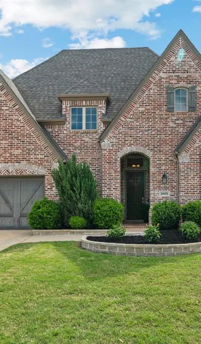 1008 Highpoint Way, Roanoke TX 76262