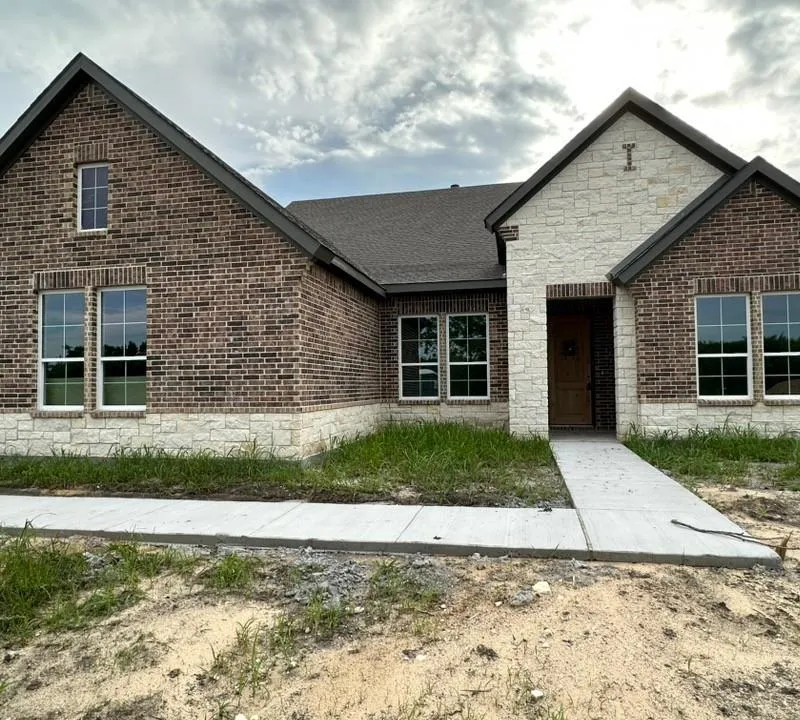 1454 County Road 4910, Leonard TX 75452
