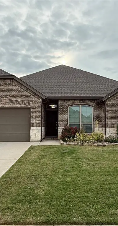 137 Constitution Drive, Joshua TX 76058 - Photo 2