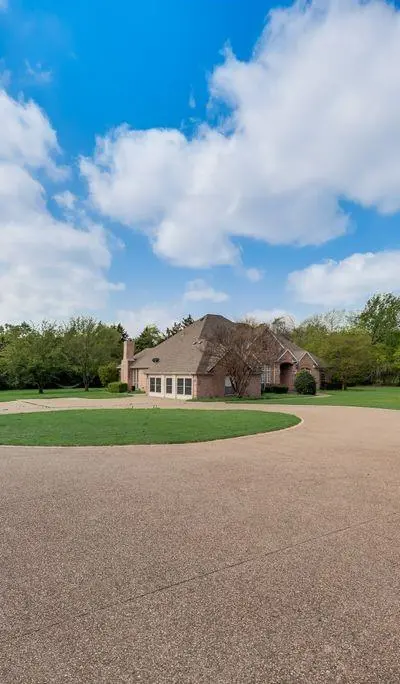 102 Dobbs Road, Lake Dallas TX 76208 - Photo 4