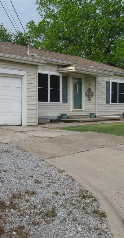 2213 Greenville Street, Caddo Mills TX 75135 - Photo 2