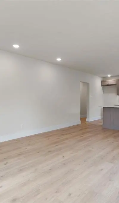1404 E Baltimore Avenue, Fort Worth TX 76104 - Photo 5