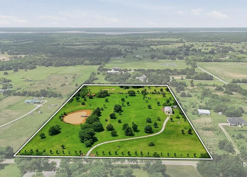 2139 Keefer Road, Pottsboro TX 75076