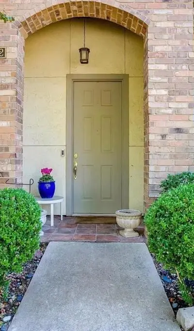 5882 Pecan Chase, Benbrook TX 76132 - Photo 3