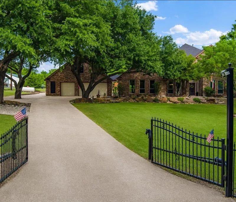 1820 Winningkoff Road, Lucas TX 75002