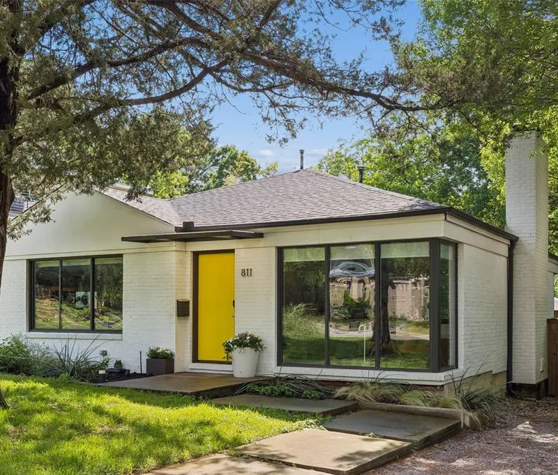 811 N Oak Cliff Boulevard, Dallas TX 75208