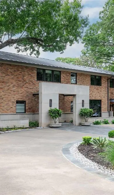 5356 Drane Drive, Dallas TX 75209 - Photo 2