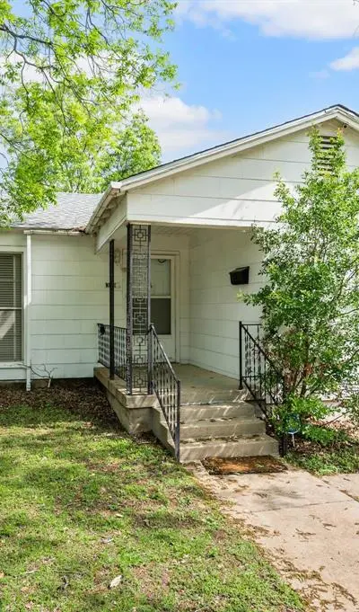 3409 Dalford Street, Fort Worth TX 76111 - Photo 2