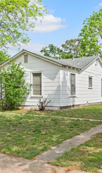 3409 Dalford Street, Fort Worth TX 76111 - Photo 3