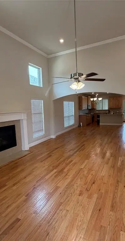 700 N Irving Heights Drive, Irving TX 75061 - Photo 5
