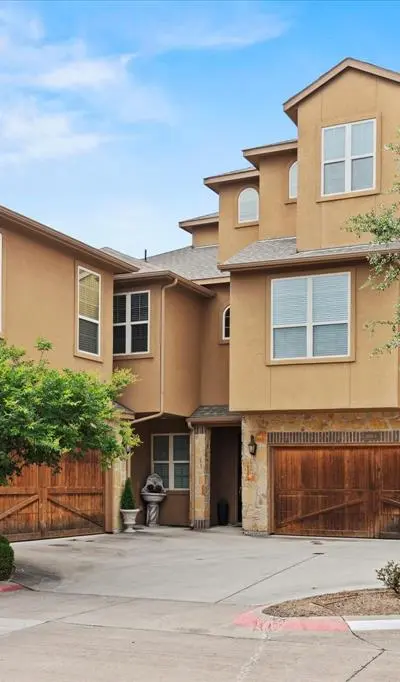 2660 Venice Drive # 5, Grand Prairie TX 75054 - Photo 2
