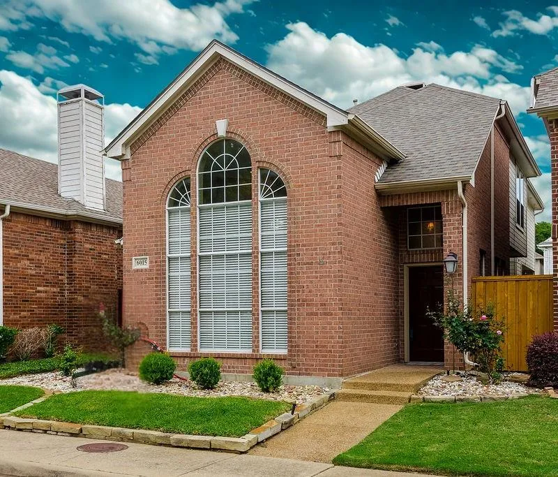 6015 Thursby Avenue, Dallas TX 75252