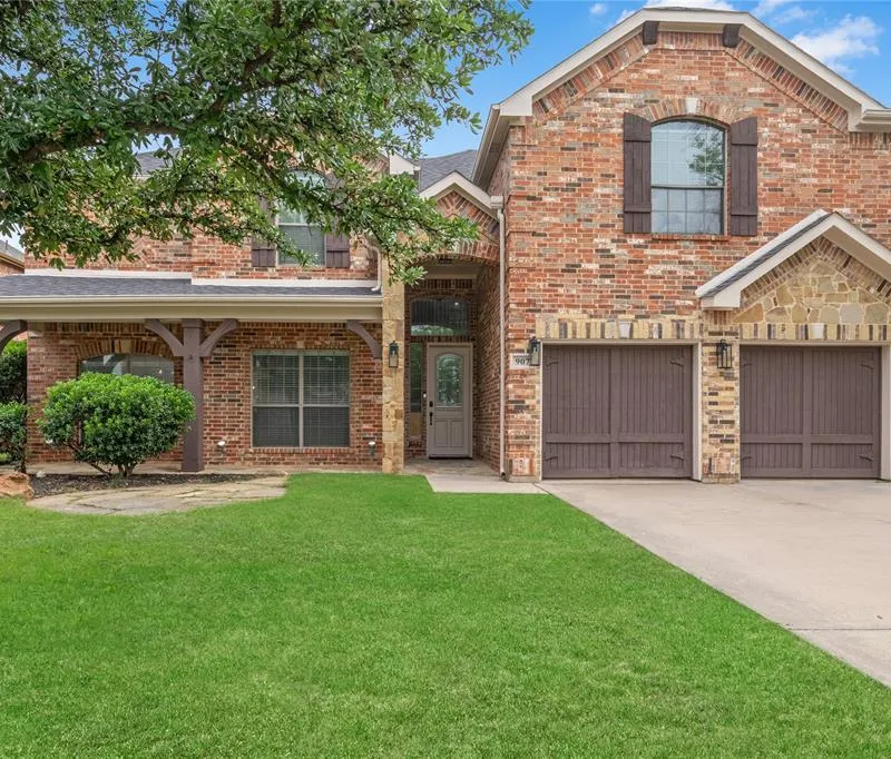 907 Greenfield Court, Kennedale TX 76060