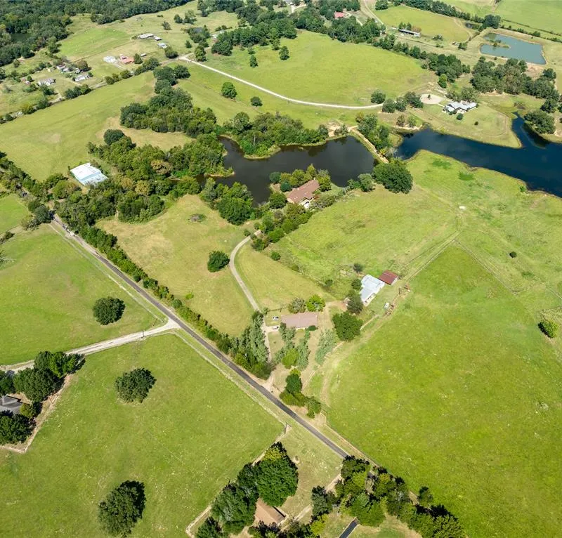 1895 County Road 3601, Edgewood TX 75117