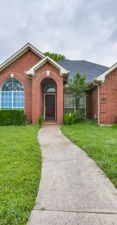 1503 Dutchman Creek Drive, DeSoto TX 75115