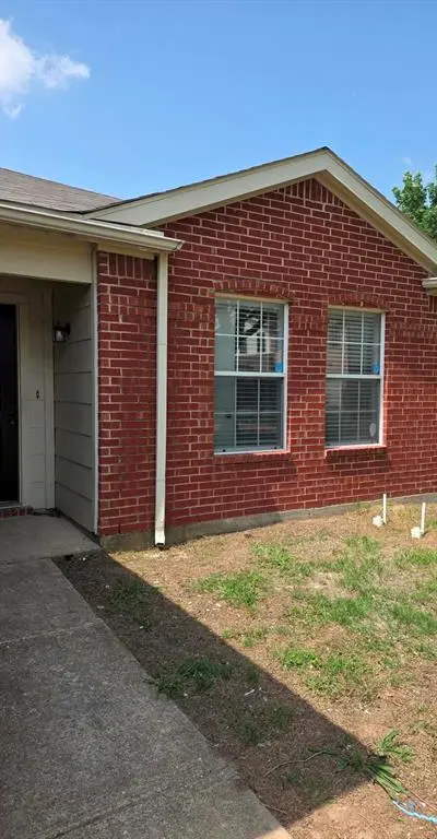 5049 Urban Avenue, Dallas TX 75227 - Photo 4
