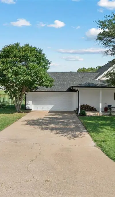 310 Sherry Trail, Weatherford TX 76086 - Photo 4