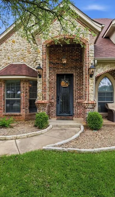 150 Blacktail Lane, Azle TX 76020 - Photo 2
