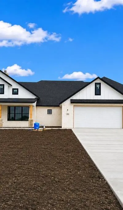 1054 Dove Hill Branch, Weatherford TX 76088