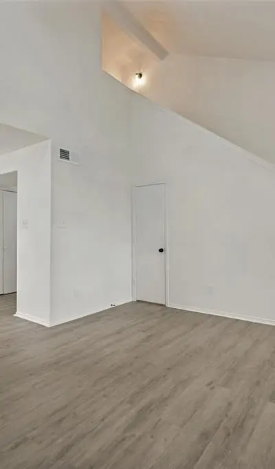 2328 Sherry Street, Arlington TX 76014 - Photo 5