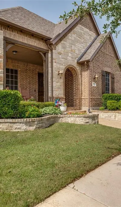 1007 Ivy Charm Way, Arlington TX 76005 - Photo 3