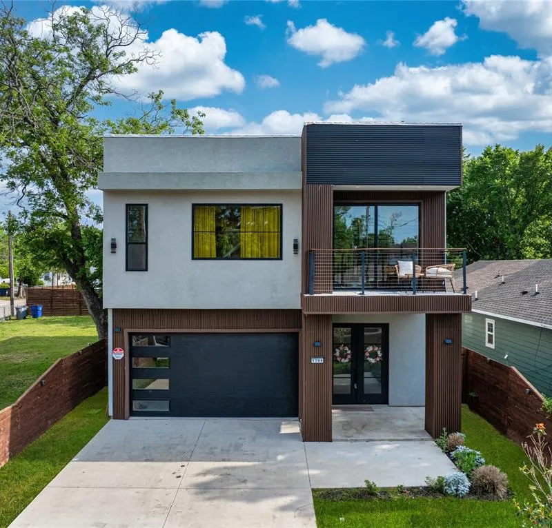 1704 McBroom Street, Dallas TX 75212