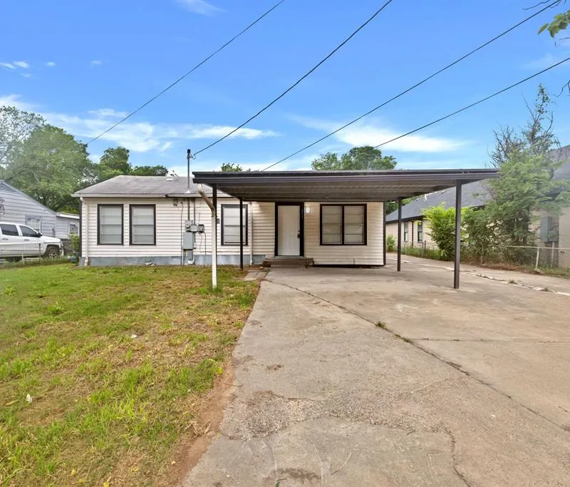 613 Cheyenne Road, Dallas TX 75217