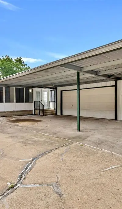 613 Cheyenne Road, Dallas TX 75217 - Photo 2