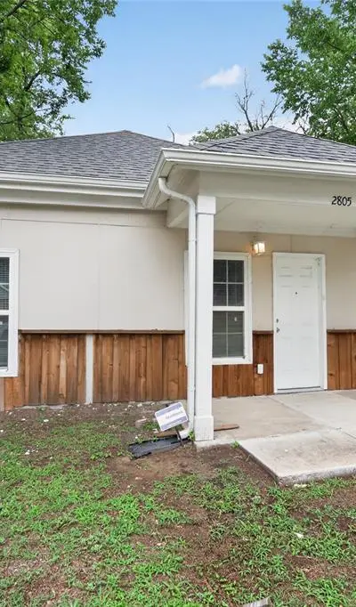 2805 Walker Street, Fort Worth TX 76105 - Photo 4