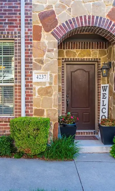 4237 Riverview Drive, Carrollton TX 75010
