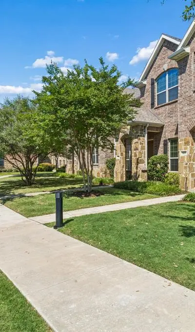 659 Emily Lane, Richardson TX 75081 - Photo 2