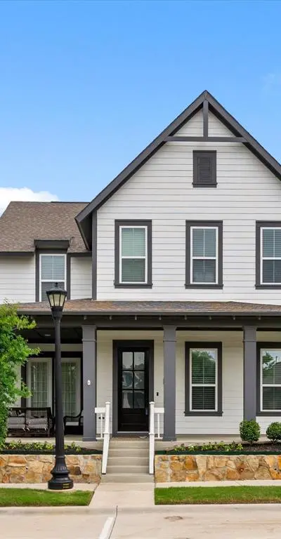 8805 Grand Avenue, North Richland Hills TX 76180