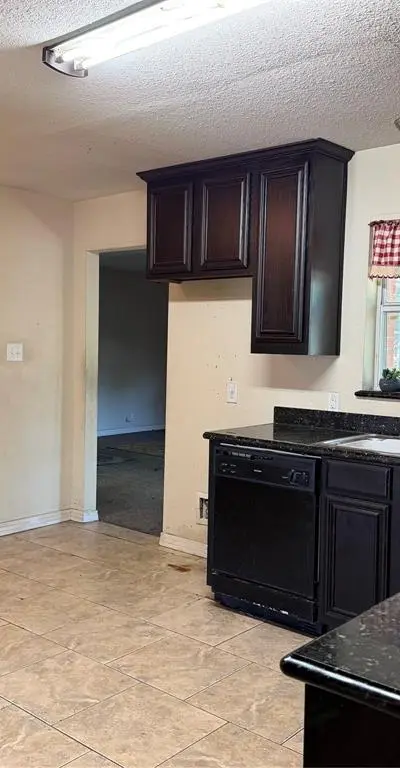 2104 Utica Drive, Dallas TX 75227 - Photo 3