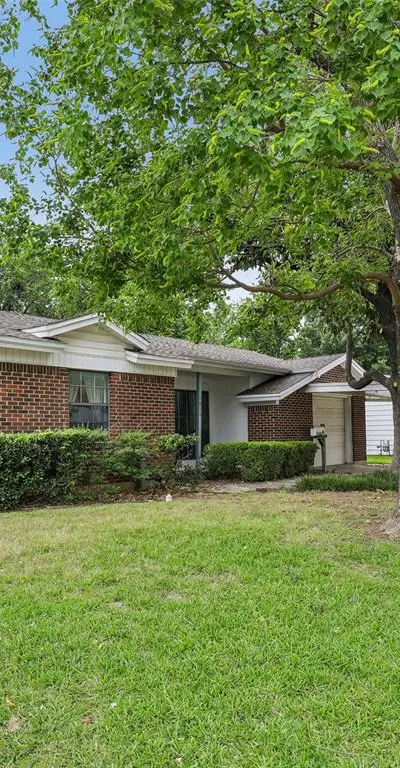 1810 Ridgewood Street, Irving TX 75062