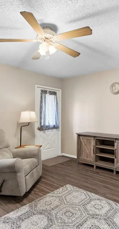 209 W Huffman Street, Krum TX 76249 - Photo 5