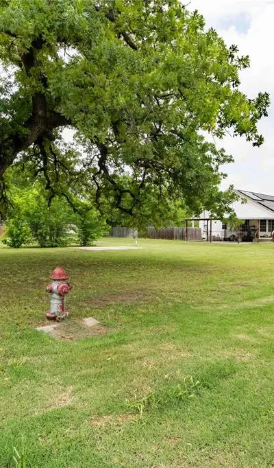 306 Owens Street, Bridgeport TX 76426 - Photo 5