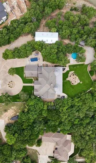 826 Cimmarron Bay Drive, Runaway Bay TX 76426 - Photo 5