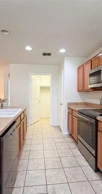 903 Mazatlan Court, Arlington TX 76002 - Photo 2