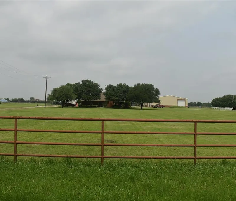 2320 W. Lucas Road, Lucas TX 75002