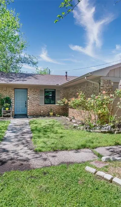 832 Cherry Street, Wolfe City TX 75496
