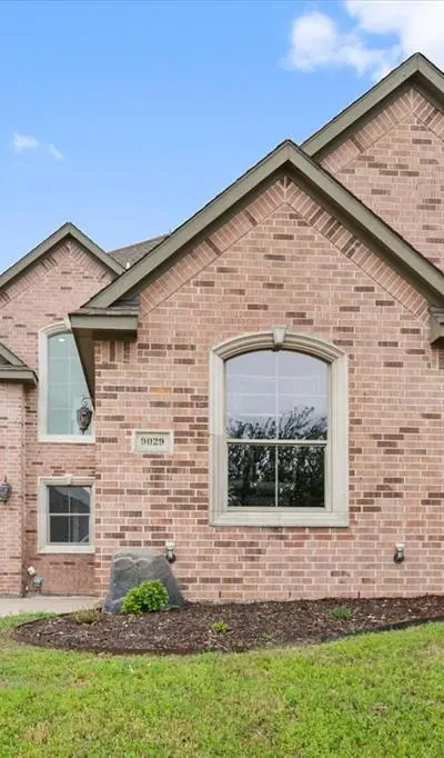 9029 Reata West Drive, Benbrook TX 76126