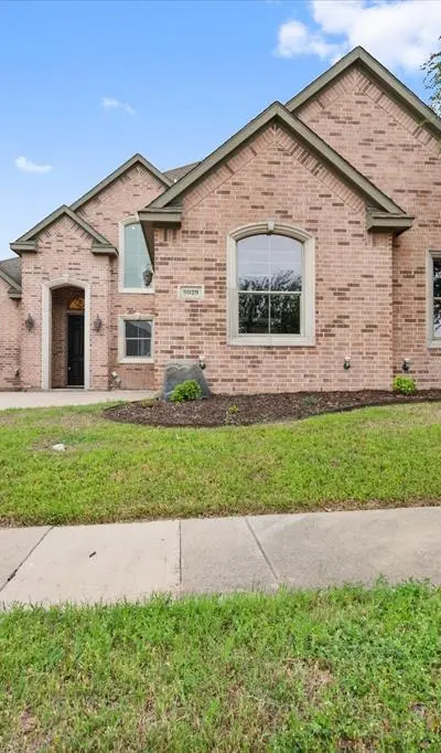 9029 Reata West Drive, Benbrook TX 76126 - Photo 2
