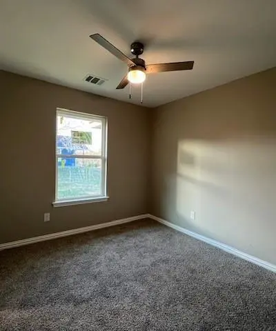 1210 S Travis Avenue, Denison TX 75021 - Photo 3