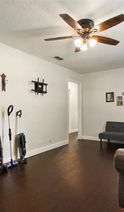 245 Parkins Street, Sulphur Springs TX 75482 - Photo 3