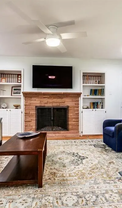 6221 Berryhill Street, Dallas TX 75231 - Photo 5