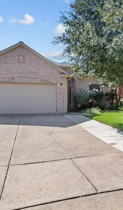 5813 Fathom Drive, Fort Worth TX 76135