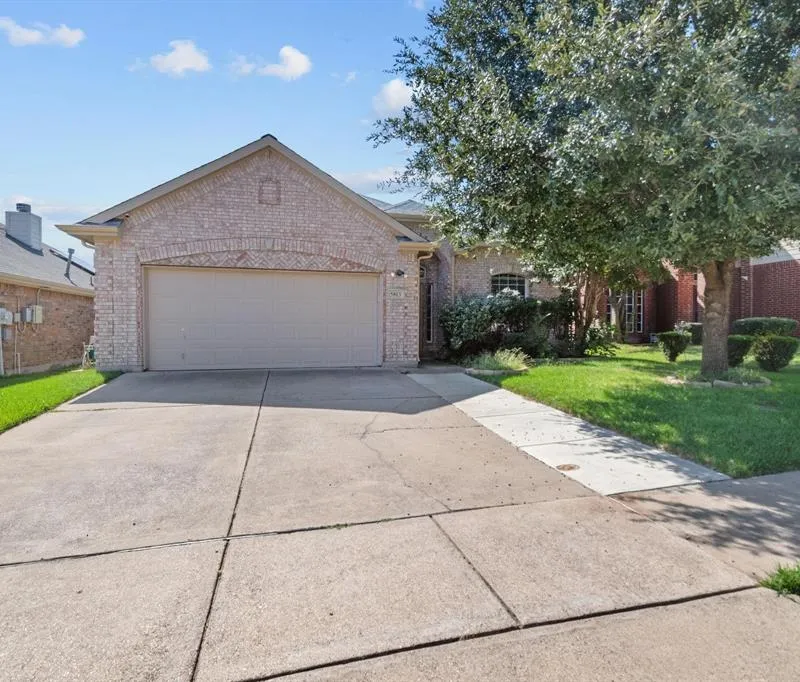 5813 Fathom Drive, Fort Worth TX 76135